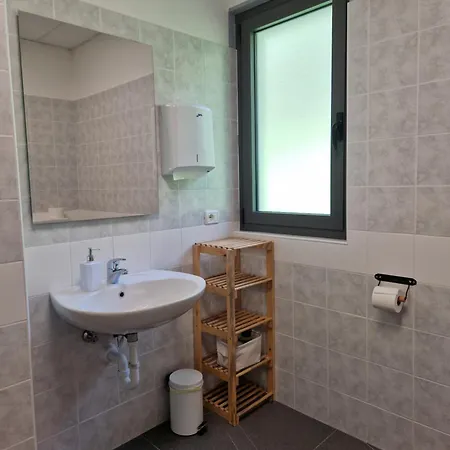 Gasthuis La Vrata Gialla Taipana